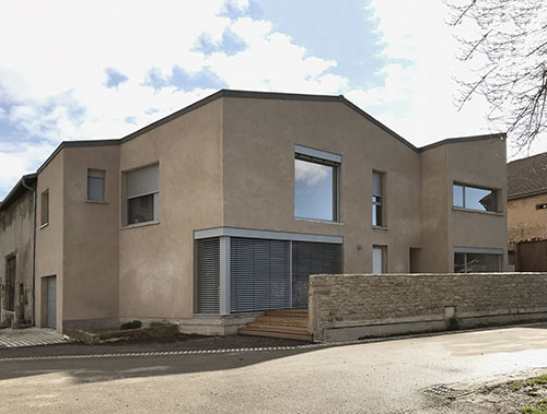 maison m. (denting)